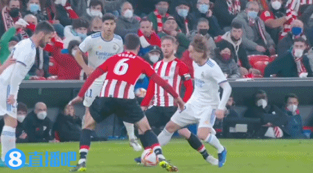 邵佳一补招朱鹏宇引发讨论