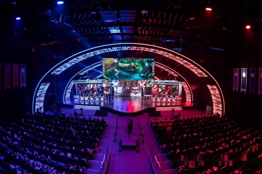 压逼抢的强 压逼抢的强